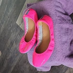 Tieks Pop of Pink